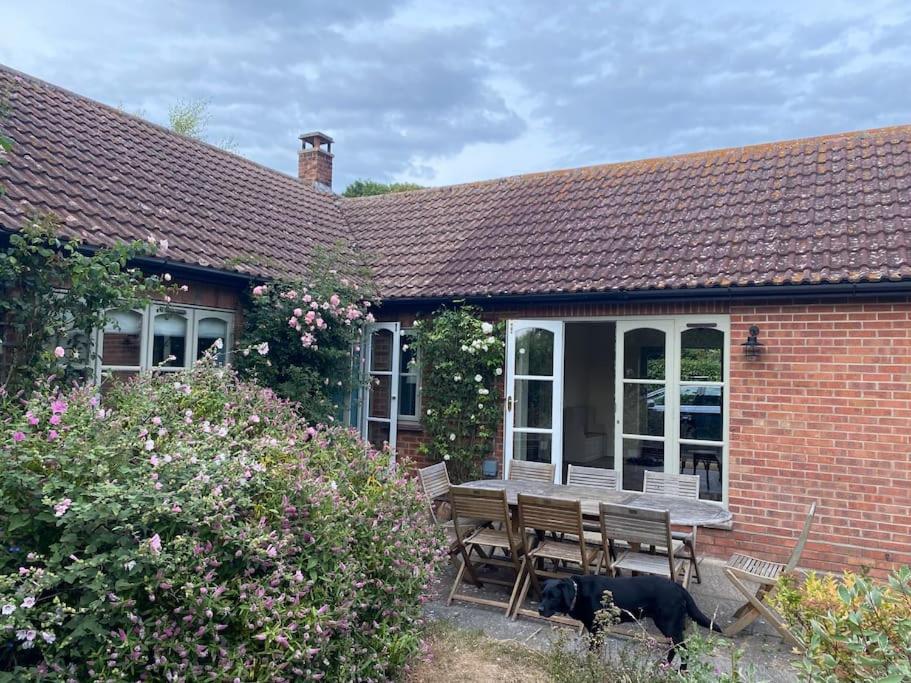 Lovely Quiet Cottage Sleeps 4 Adults, 4 Children, Dog Friendly Cley next the Sea Extérieur photo