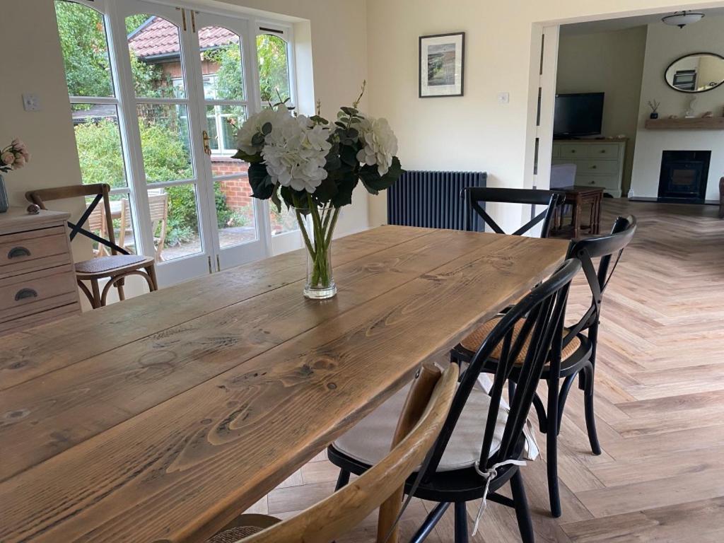 Lovely Quiet Cottage Sleeps 4 Adults, 4 Children, Dog Friendly Cley next the Sea Extérieur photo